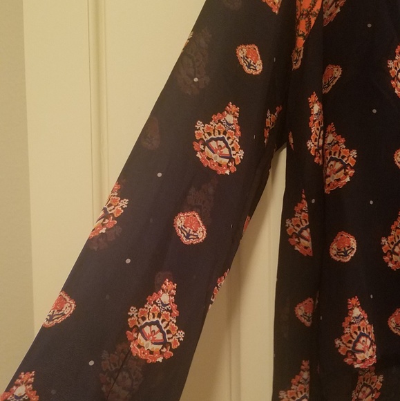 Top - Picture 5 of 5